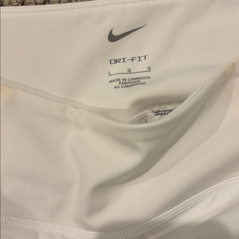 Nike Women’s Skort Large - Picture 2 of 7